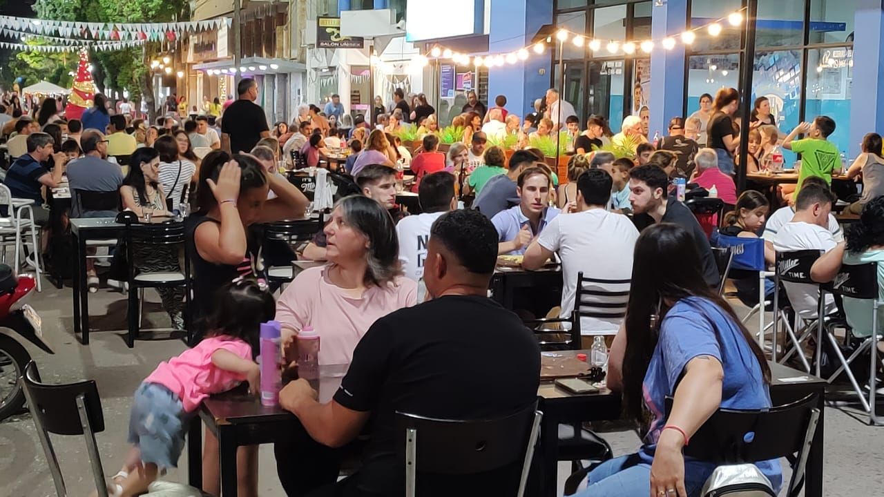 El evento convoca a una importante cantidad de vecinos.