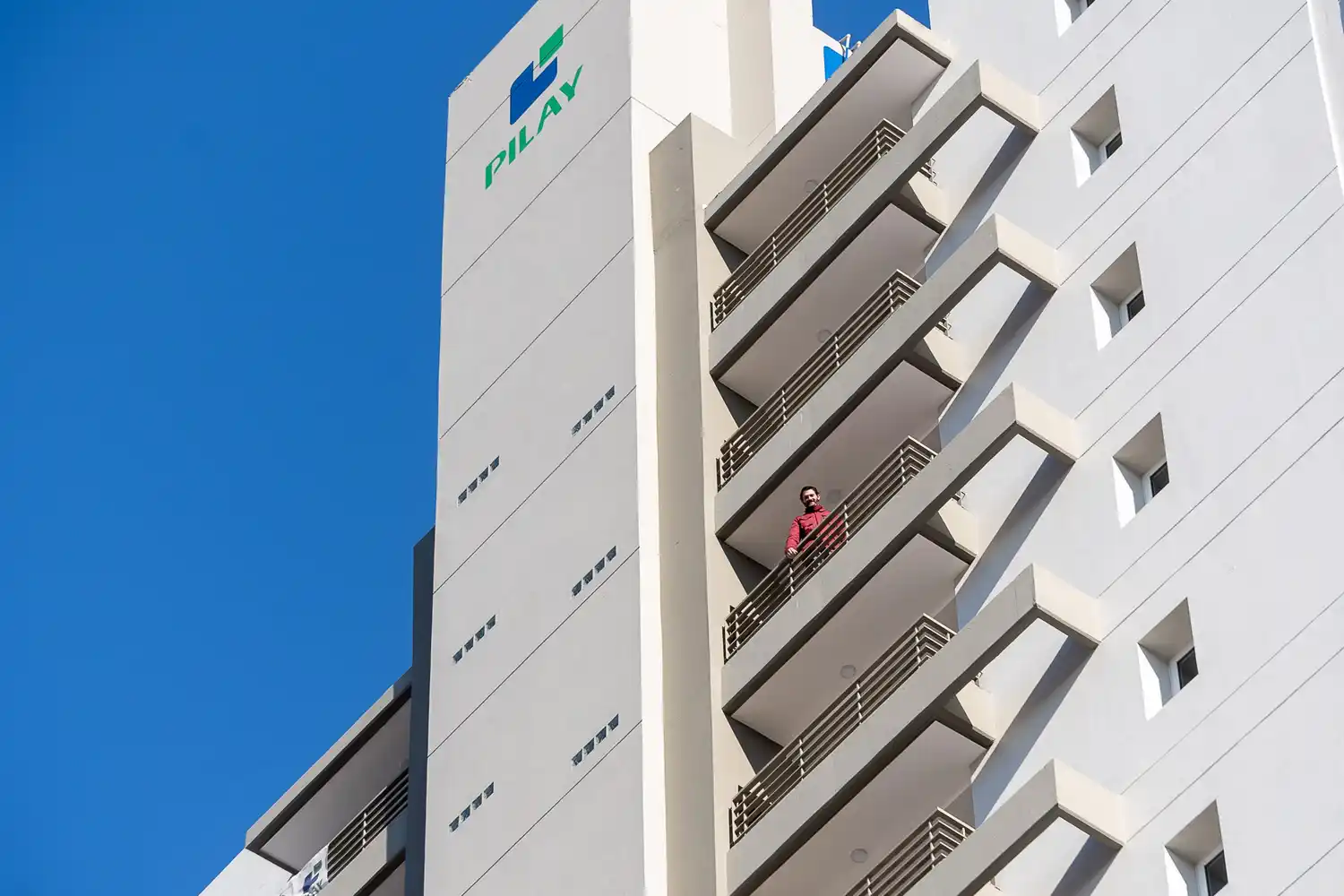 Pilay inauguró dos edificios: San Jerónimo 66 y San Jerónimo 64