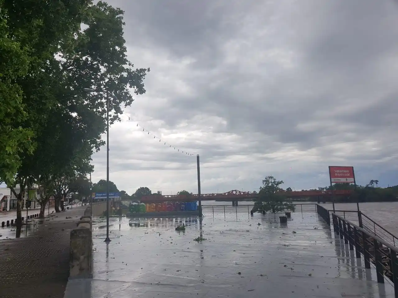 Alerta naranja por fuertes tormentas en Gualeguaychú: hasta cuándo llueve