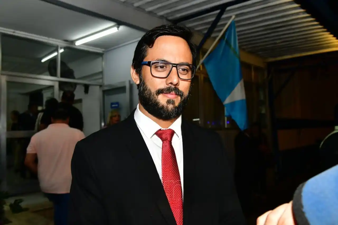 Formosa sancionó la ley para el uso de celulares en las escuelas