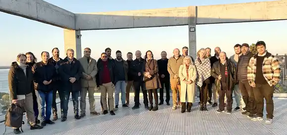 Científicos y representantes de cámaras empresariales visitaron el MiradorTec