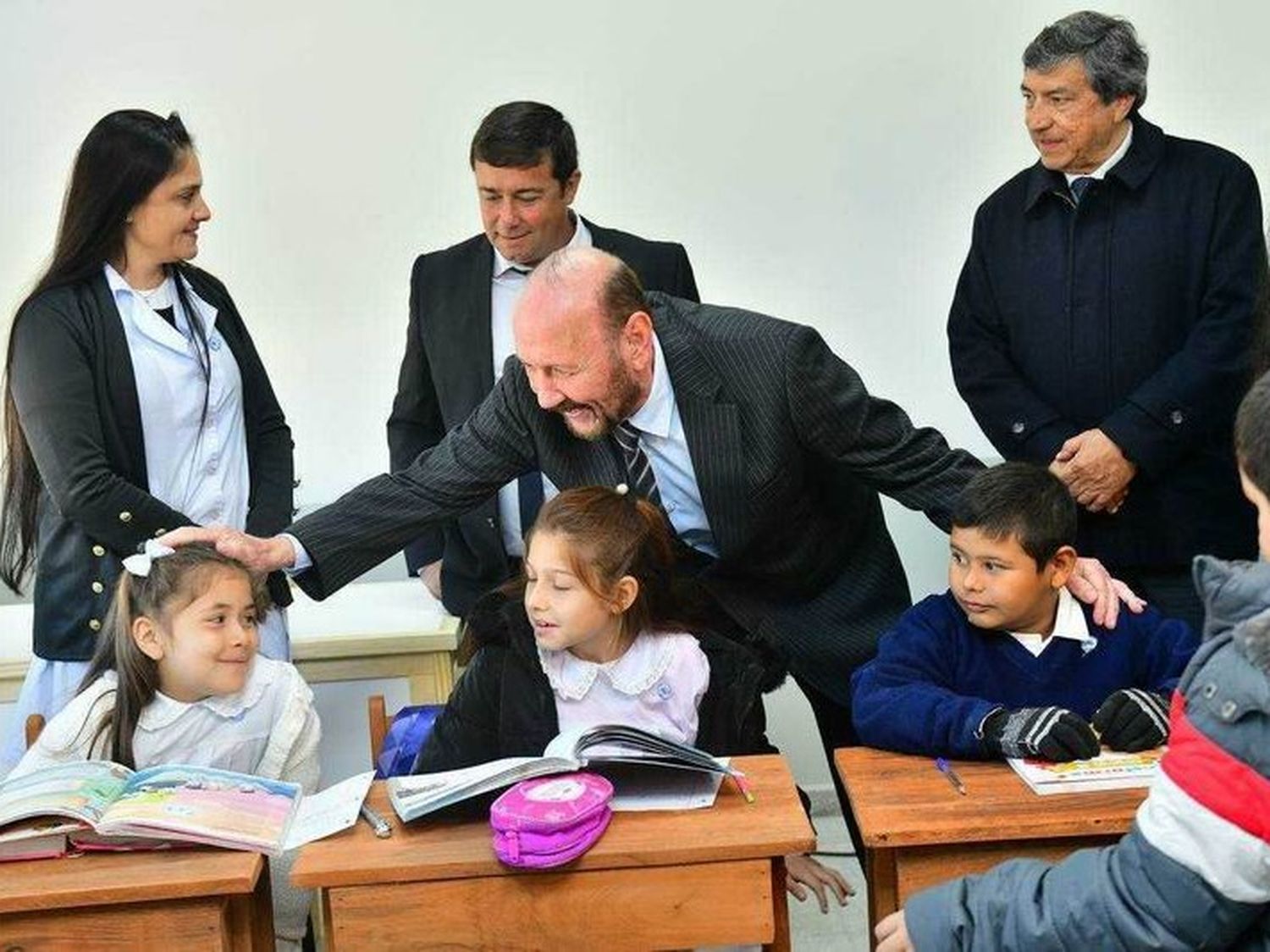 En Tacaaglé, Insfrán inauguró la
nueva escuela de colonia 25 de Mayo