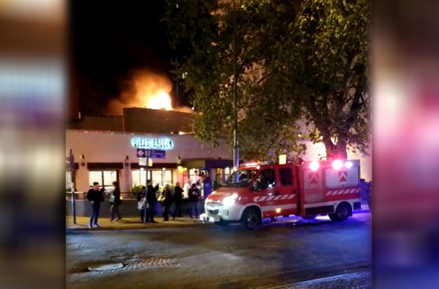 Se incendió el techo del restaurante Viejo Balcón