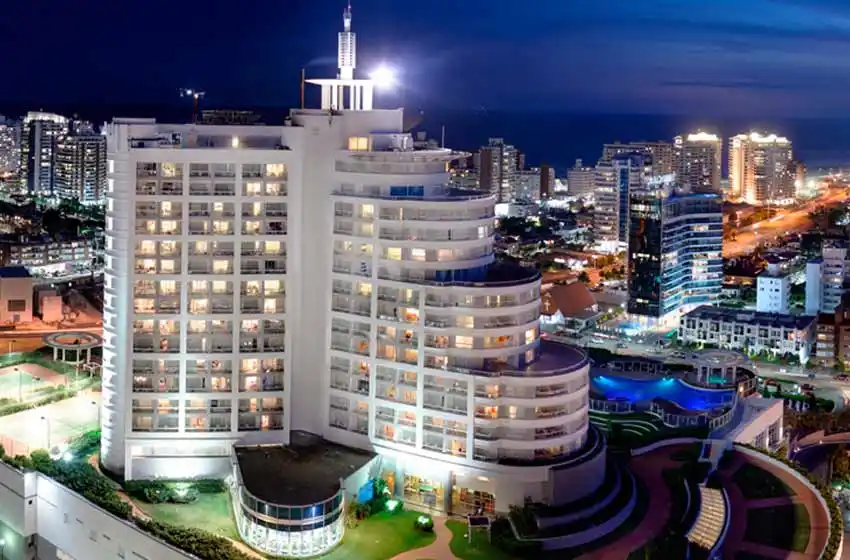 Una mujer murió al caer de un piso 17