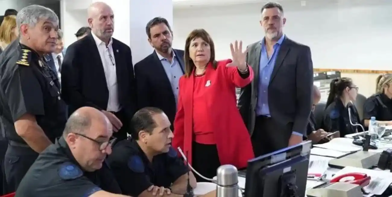 Bullrich dijo que en los llamados denuncian que "los obligan a ir" y también que "les han dicho que tienen que ir con palos".