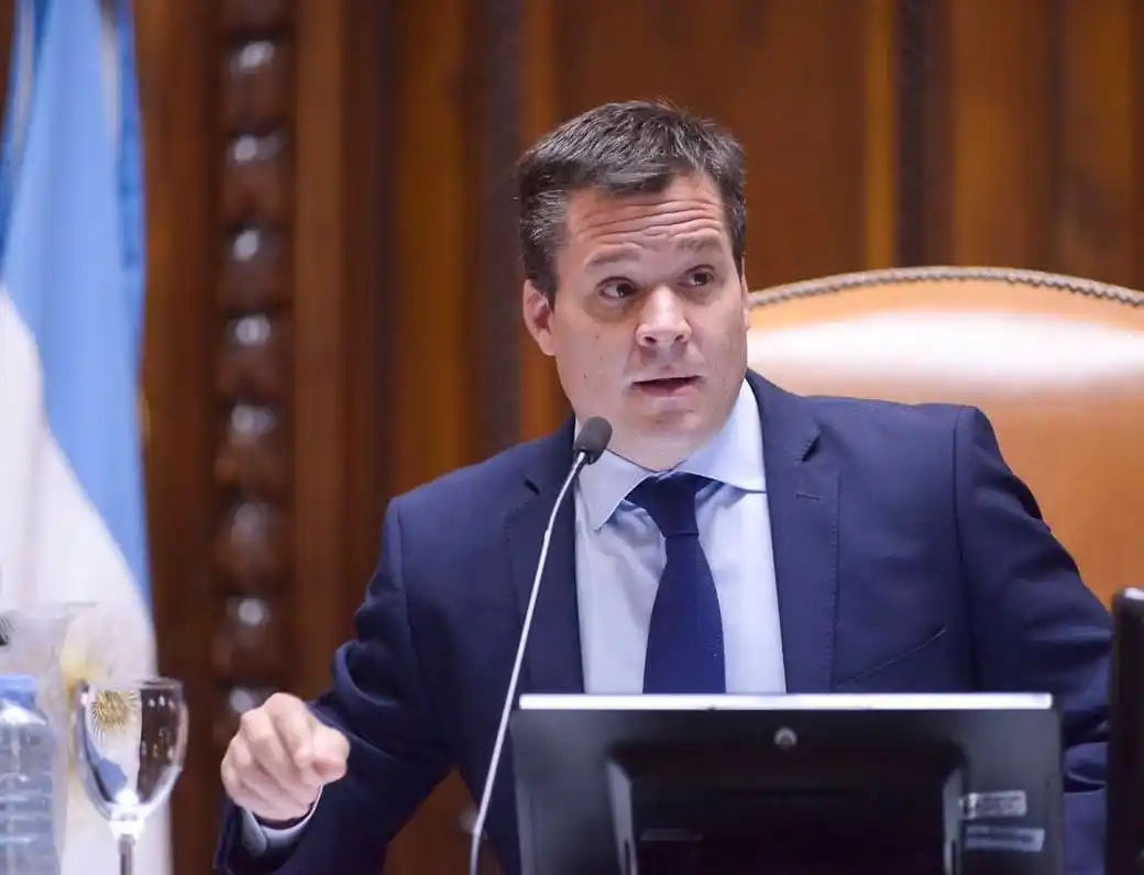 Chispazos entre la UCR y el PRO por el reparto de más de 1100.000 millones para los municipios