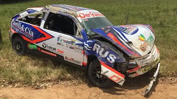 Espectacular vuelco en el Rally Entrerriano