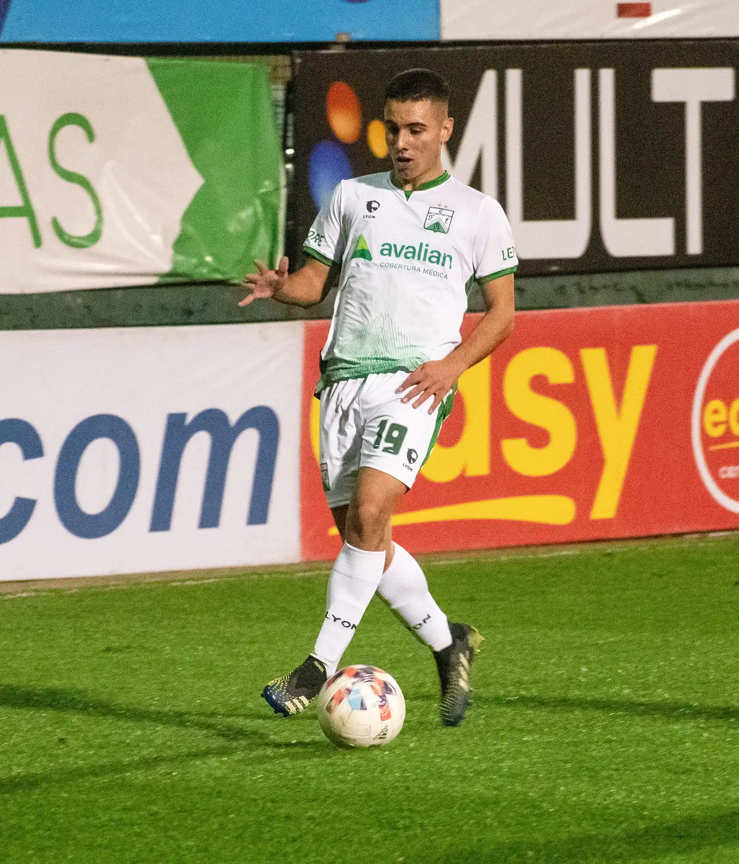 Suspendieron el partido entre Riestra y Ferro por intoxicación masiva de jugadores