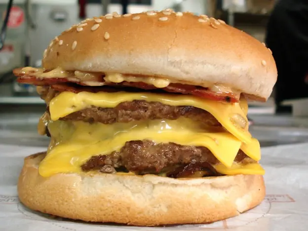 McDonald’s producirá queso cheddar en Argentina