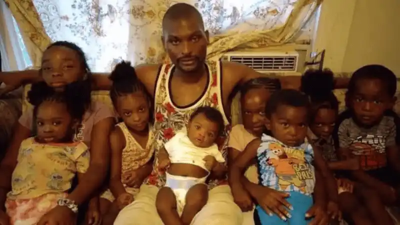 Masacre en Estados Unidos: un hombre mató a sus siete hijos y a otro niño en Luisiana - 4