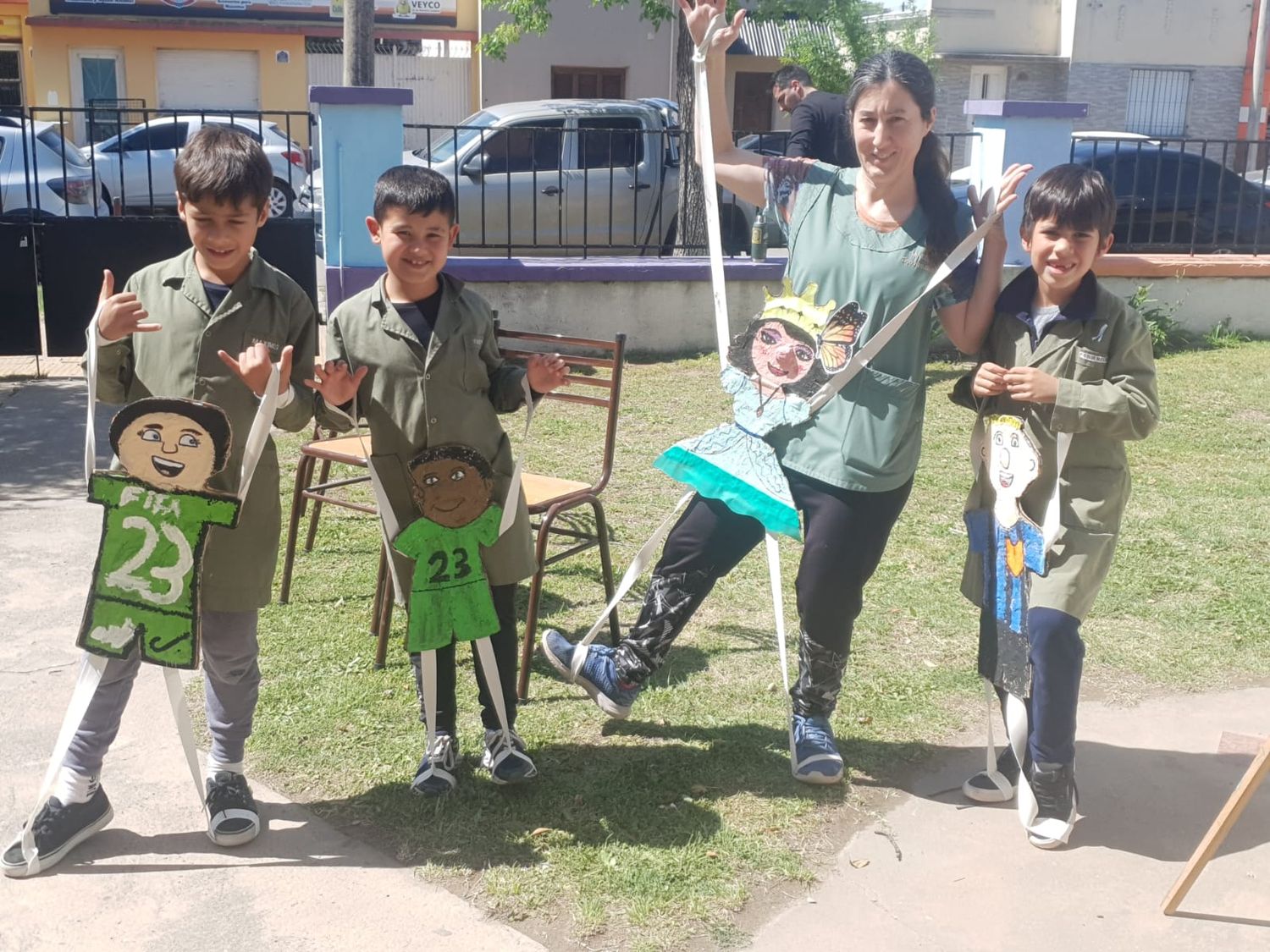 Oportunidad propicia para el acercamiento de la escuela con las familias y la comunidad.