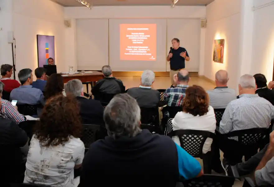 El Consejo Económico y Social acordó trabajar en diagnóstico y respuestas ante la crisis