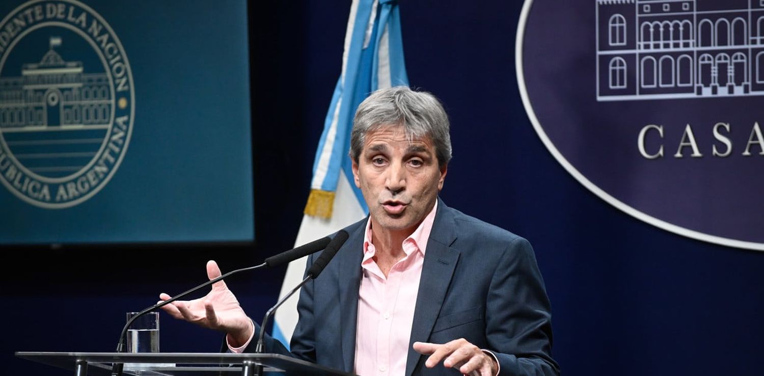 Luis Caputo: “A partir del lunes no se van a imprimir más pesos en Argentina”