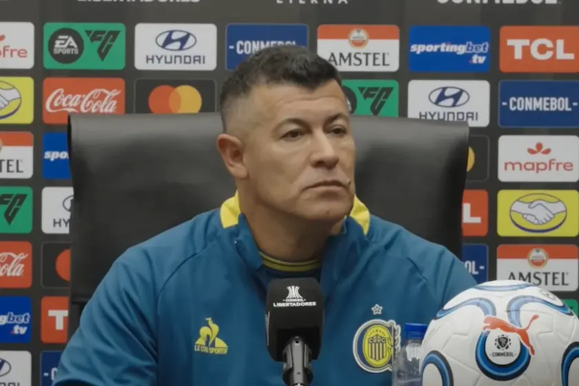 Almirón, tras obtener el pase a octavos de la Libertadores con Central: "Fue de lo mejor que vi del equipo"