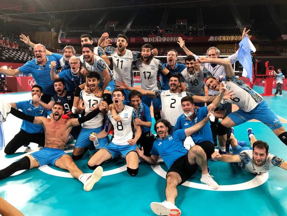 Con el vóley, la tercera medalla para Argentina