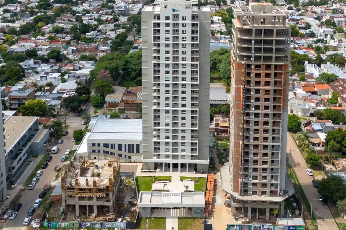 Son más de 100 clientes de PILAY