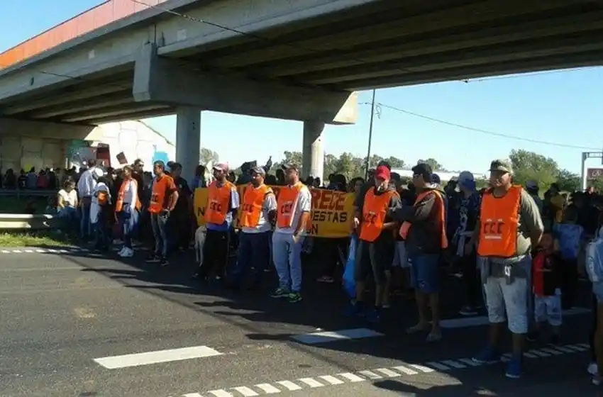 Lunes de cortes en Rosario por protestas de organizaciones sociales: las zona afectadas