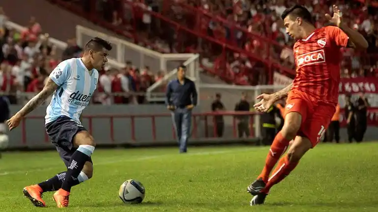 Clásico en Mar del Plata: Racing le ganó a Independiente 2 a 0