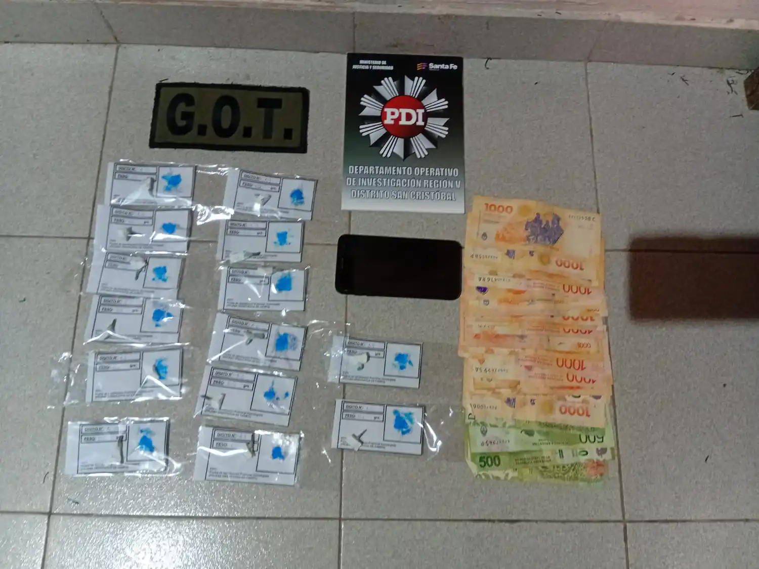 Tres detenidos por microtráfico y usurpación en la región: hallaron cocaína fraccionada