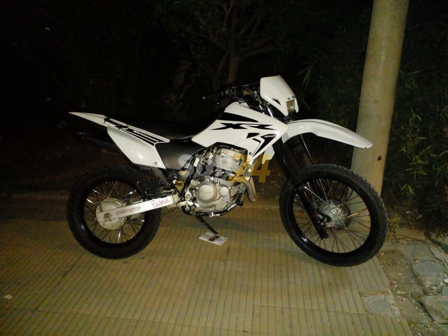 Recuperaron moto sustraída a una mujer del estacionamiento de plaza Sarmiento