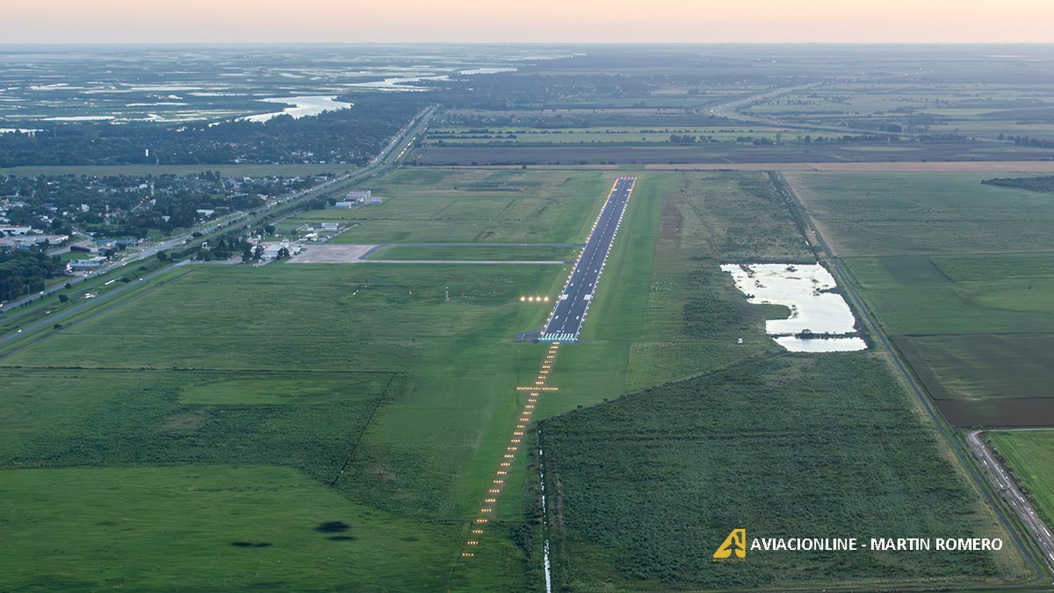 Aeropuerto Internacional Sauce Viejo