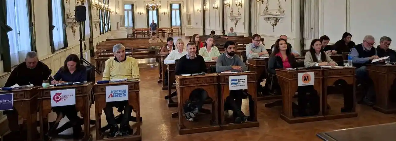 La sesión ordinaria se llevó a cabo en el Salón Blanco