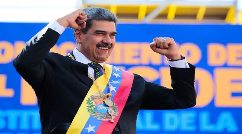Juramento de Maduro declara la guerra al fascismo y celebra la derrota sobre la “desquiciada”