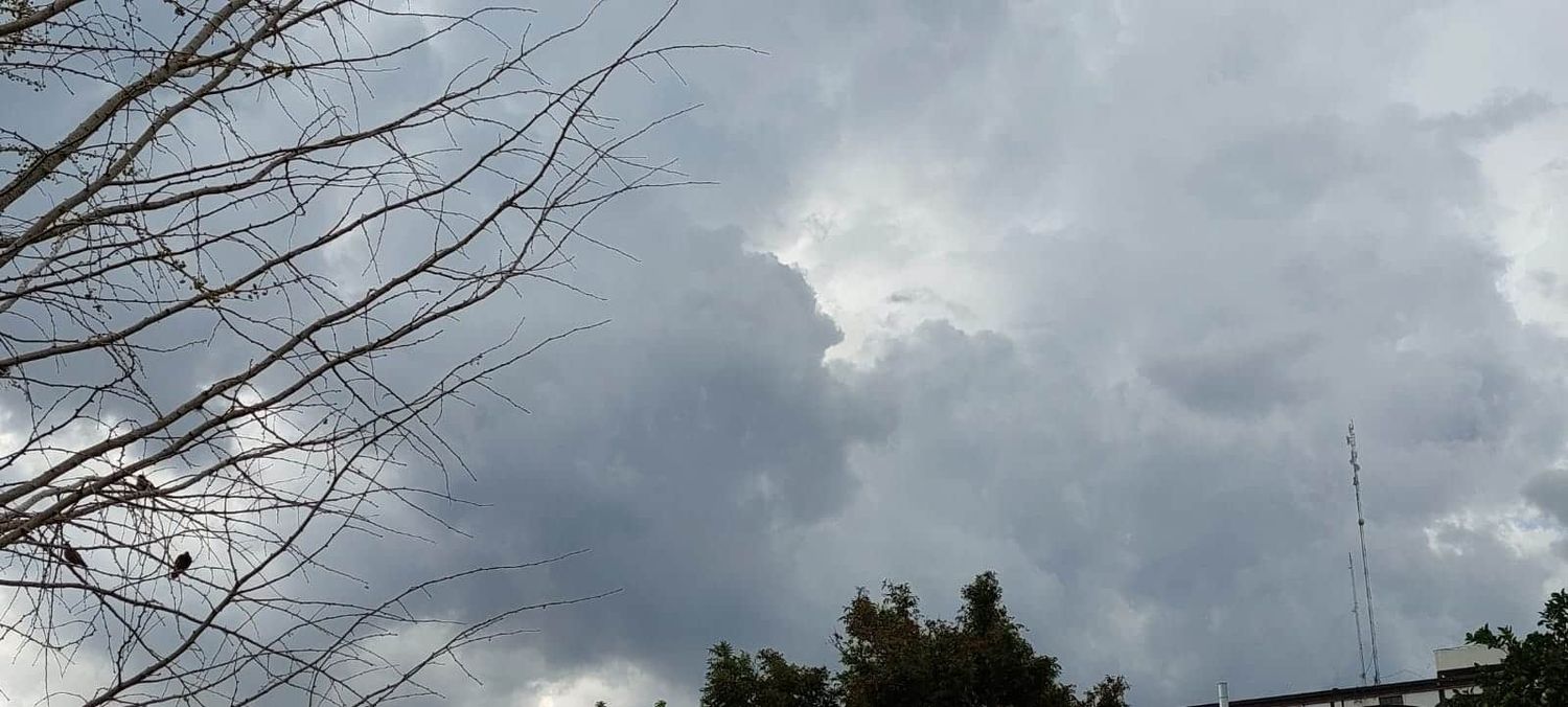 El SMN emitió un alerta por tormentas para Entre Ríos