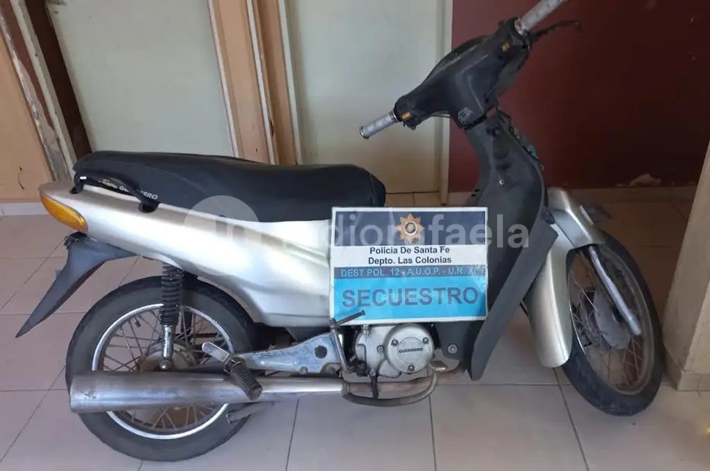 Dos hermanos de 16 y 13 años atrapados por la policía tras el robo de una moto en la región