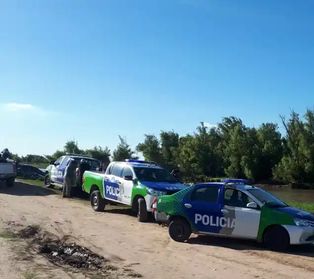 Vuelta de Obligado: Prefectura busca a una persona desaparecida en el río, cerca del límite con Ramallo