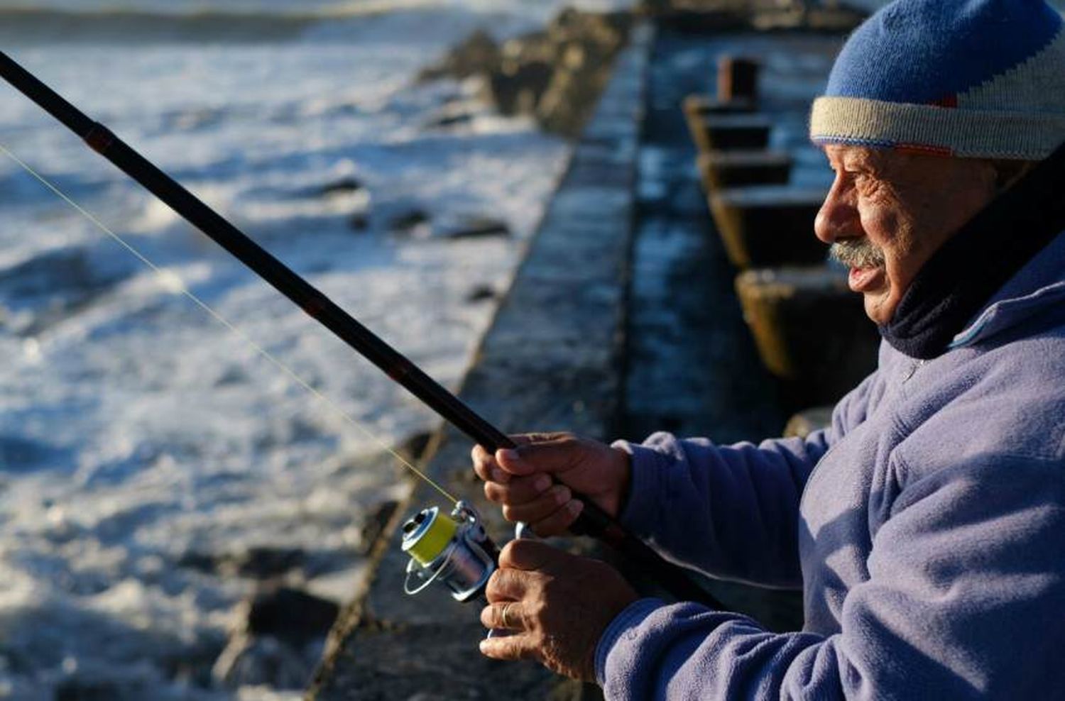 El frío se instaló en Mar del Plata y no se quiere ir