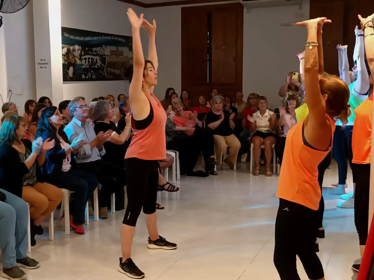 Se realizó muestra anual de talleres de AGMER