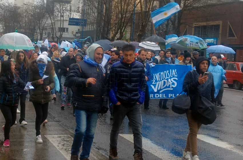 La Iglesia convocó nuevamente a manifestarse contra la ley del aborto