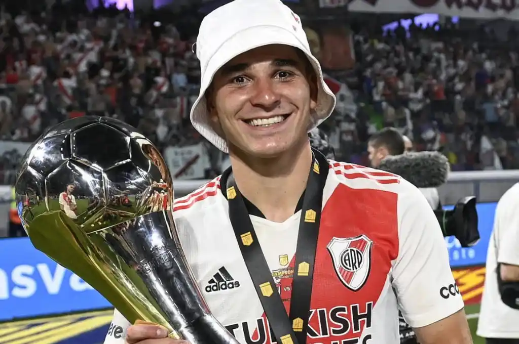 Julián Álvarez es el mejor jugador de América