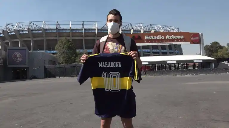 El sampedrino Francisco Torres, el primer argentino en llegar al estadio Azteca tras la muerte de Maradona