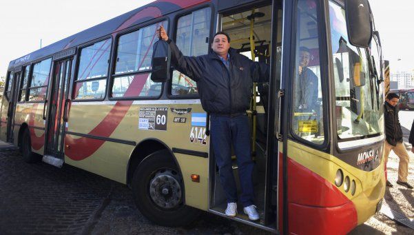 Choferes de la Línea 60 retoman el servicio pero siguen sin cobrar boleto