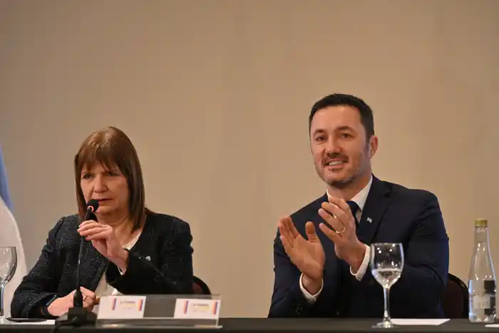 El mensaje de despedida de Milei a Bullrich y Petri