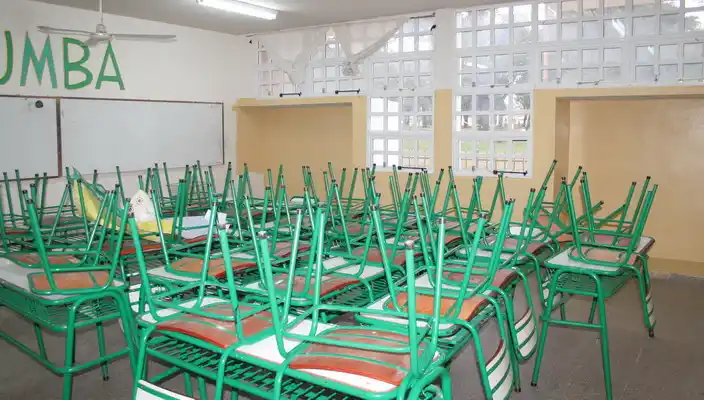 Las licencias en educación superan ampliamente el cupo autorizado
