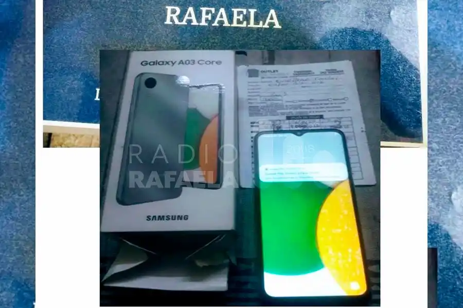 Le robaron el celular y días más tarde apareció otra persona, dijo saber quién lo tenía y lo devolvió