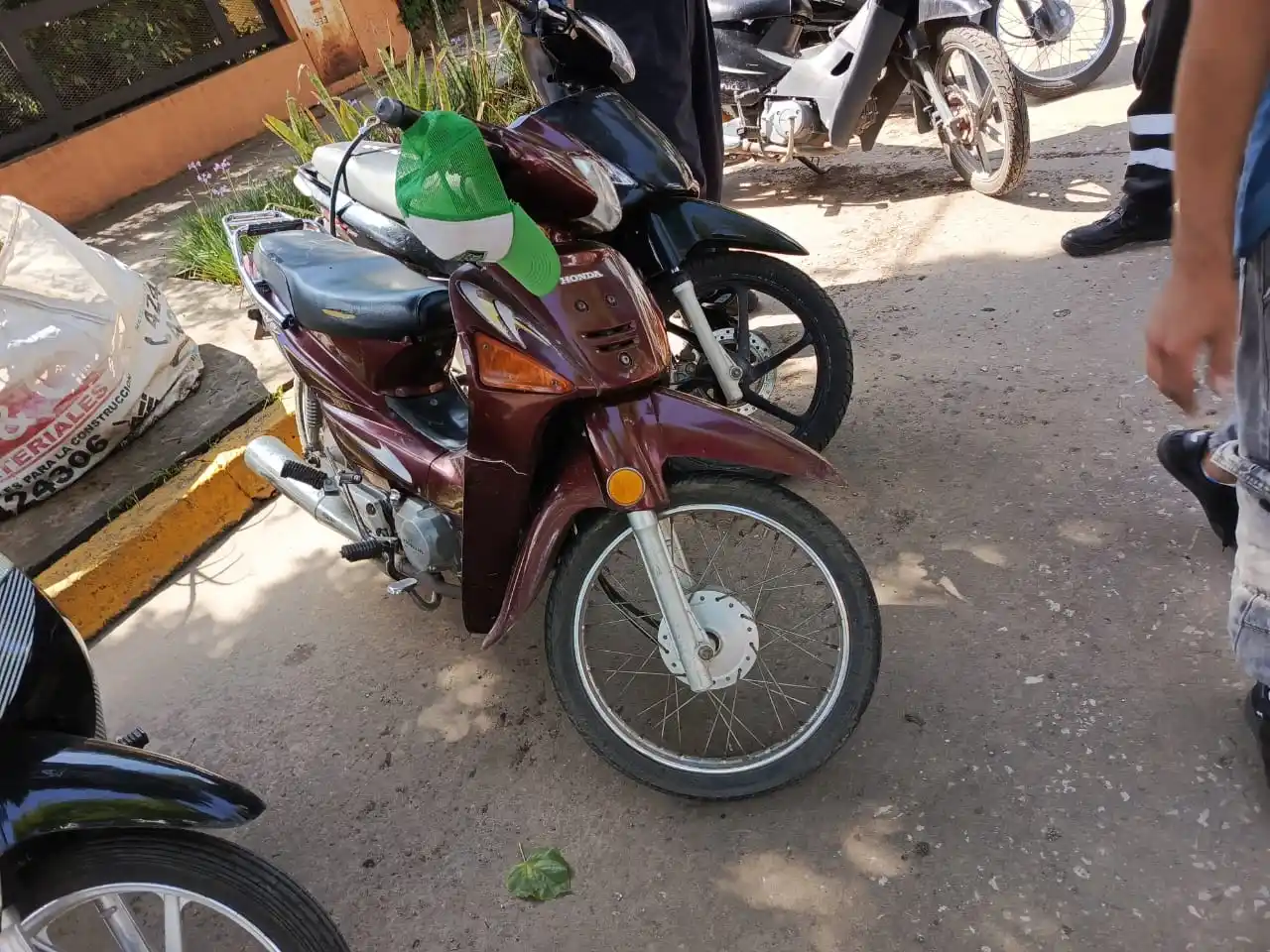 Una de las motos involucradas en el primero de los siniestros.