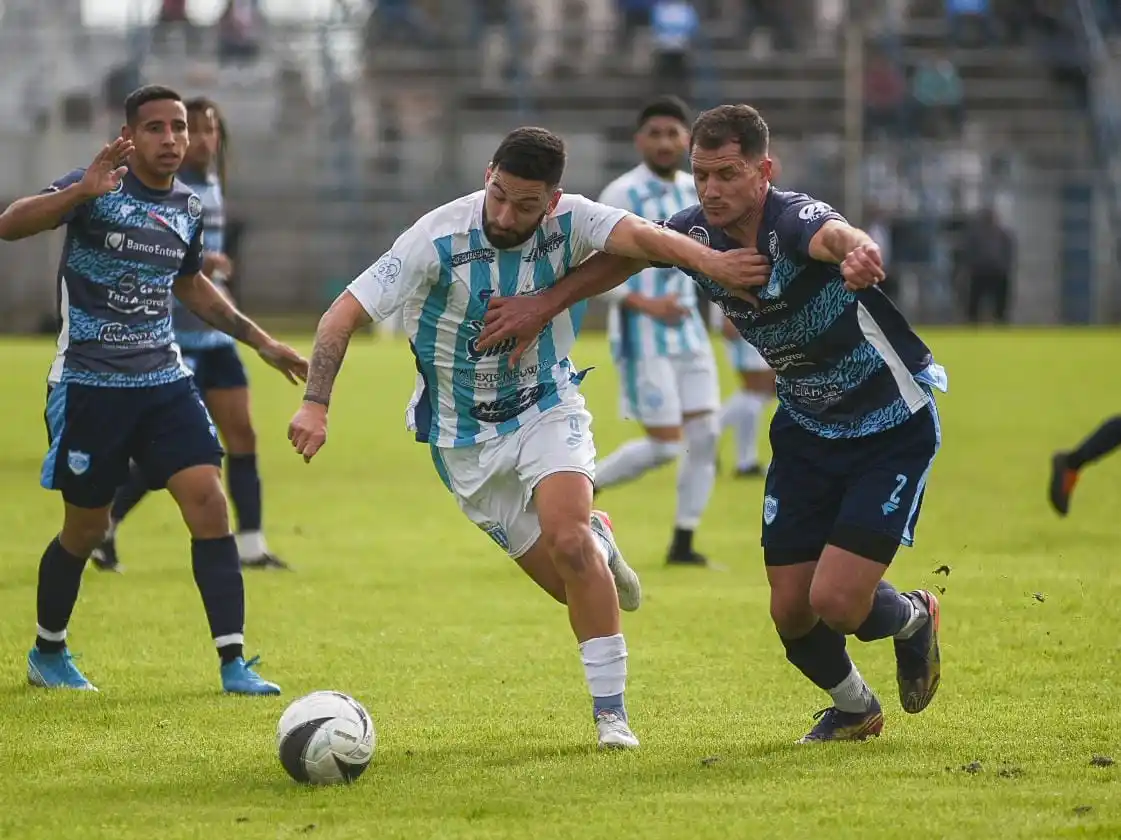 Choque de extremos en Córdoba: con todas sus urgencias, Juventud visita al puntero