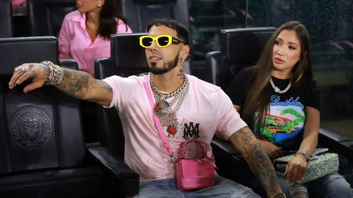 Anuel reaparece en redes después de dos meses (fotos)