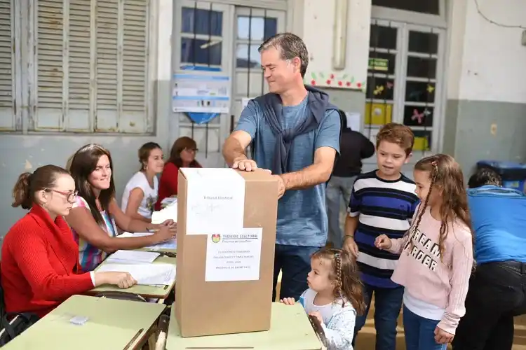 Piaggio protagonizó una aplastante e inédita elección y abraza su reelección