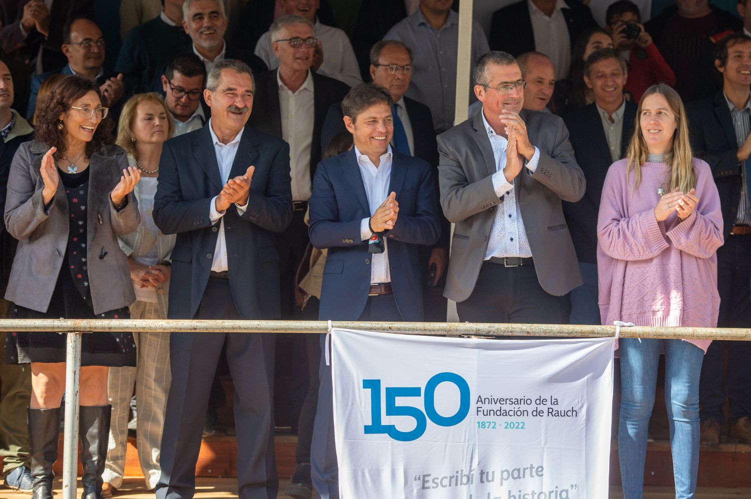 Con la presencia de Kicillof y Lunghi, la vecina localidad de Rauch celebró sus 150 años