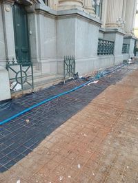 Tras la rotura de un caño, el exHipotecario sigue sin gas y los empleados reclaman calefacción
