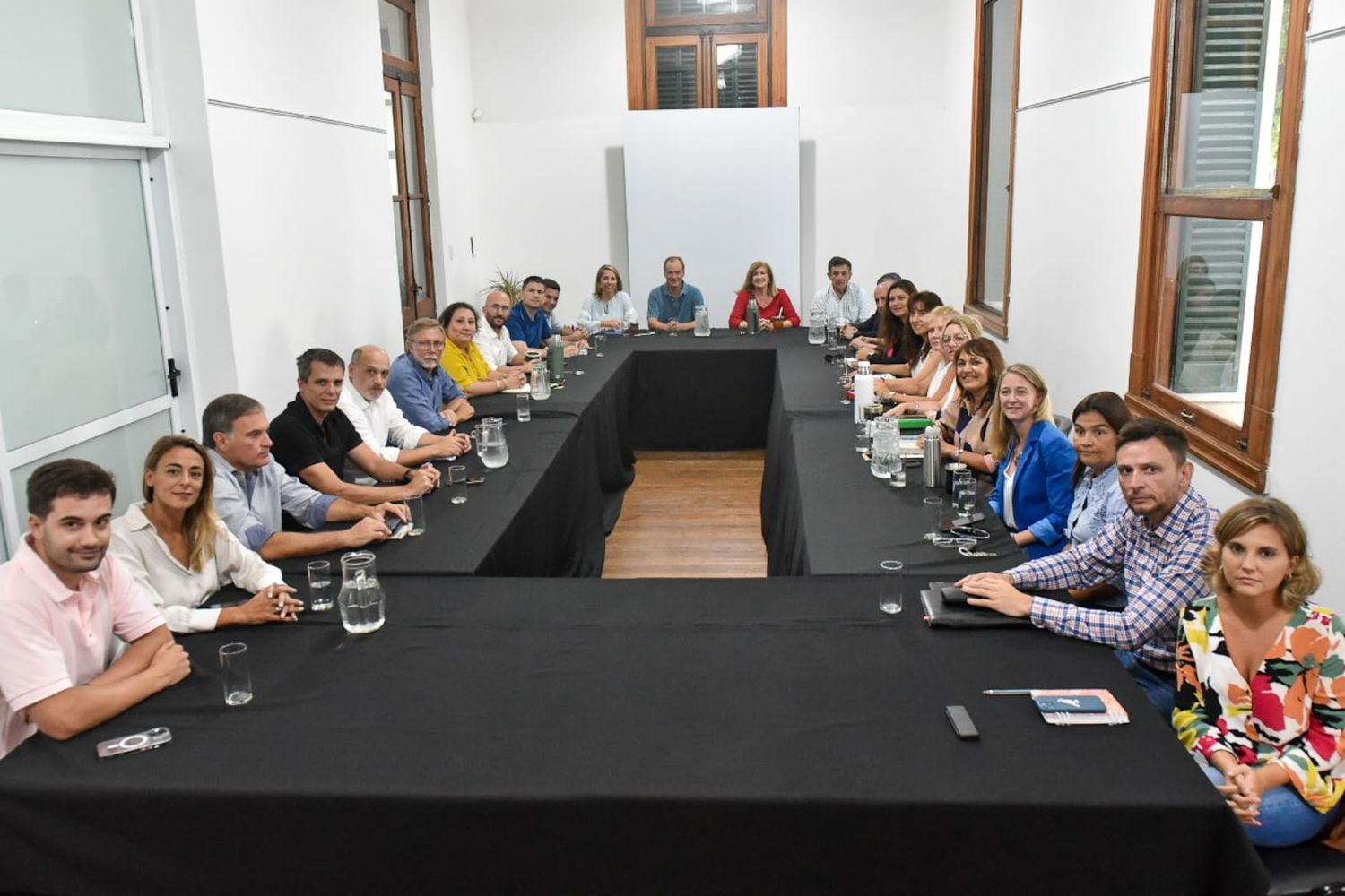 Intendentes y Legisladores del PJ unifican criterios ante el agravamiento de la situación social y económica