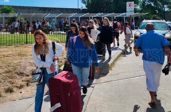 Sectores turísticos piden que el 9 de julio y 17 de agosto sean feriados puente