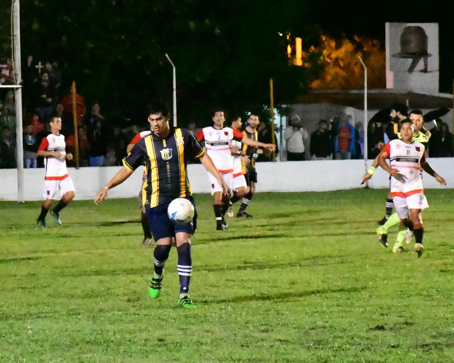 Juventud Urdinarrain y Central quedaron a mano en la primera final
