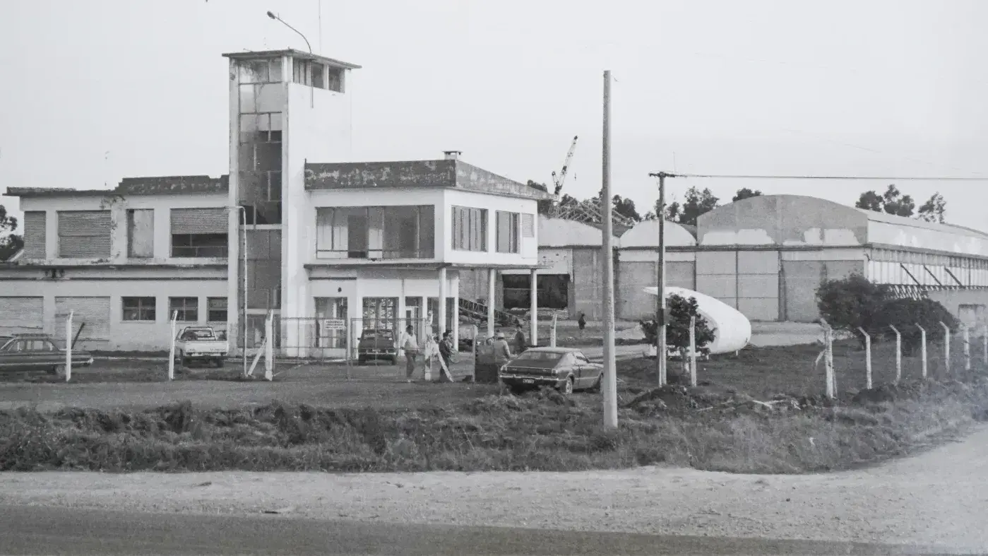 Metalúrgica Necochea. Abrió en 1954 y su planta inaugurada tiempo después estaba en la ruta 86
