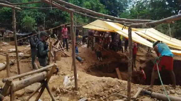 ¿PIDE MUCHO? Alcalde de El Callao exige medidas de seguridad para los mineros